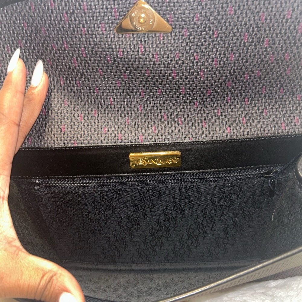 Yves Saint Laurent Vintage‎ Woven Flap Clutch - Picture 10 of 16